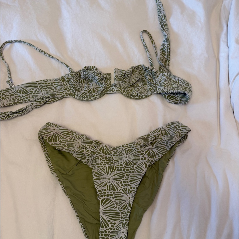 Audrey Ruched Underwire Top with matching bottoms /Sage Jacquard BlackBough Swim - Picture 3 of 6